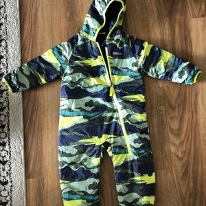 Reversible Patagonia snowsuit with matching hat